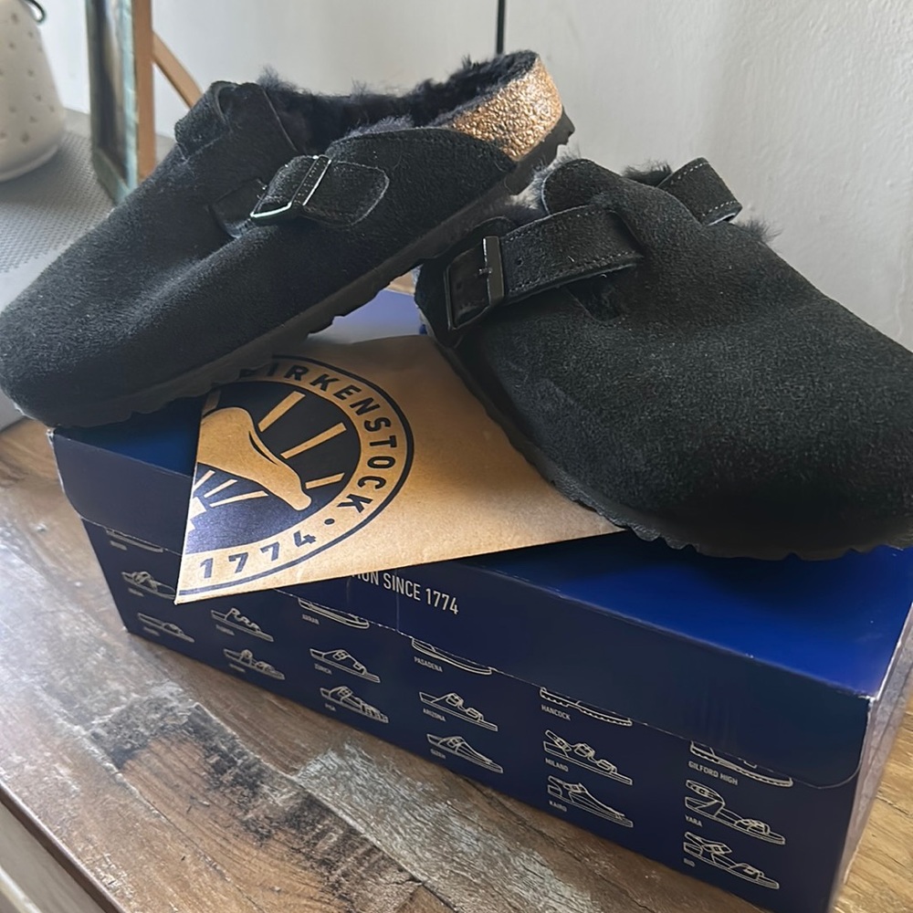 Brand new never worn Birkenstock clogs